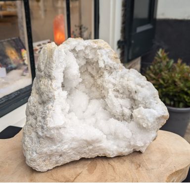 Super kwaliteit Marokkaanse Bergkristal Geode 'schaal'  XL hagelwitte heldere kristallen nu sterk in prijs verlaagd!