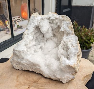 Super kwaliteit Marokkaanse Bergkristal Geode 'schaal'  XL hagelwitte heldere kristallen nu sterk in prijs verlaagd!