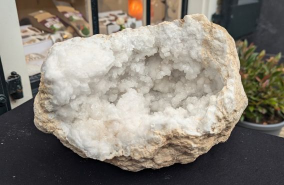 Super Hagel witte Marokkaanse Bergkristal geode XXL extra